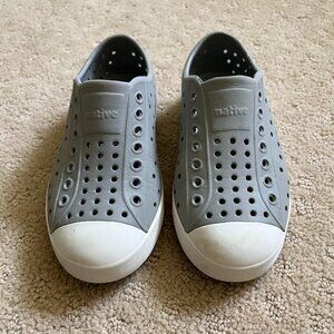 Native Jefferson Shoes Gray Size C11